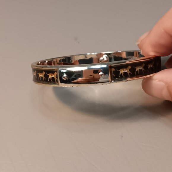 Chico's Luna Tiger Print bangle bracelet & Versona long tassel pendant necklace - Picture 3 of 13